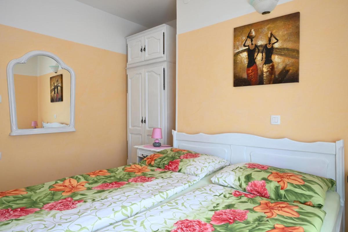 Apartments Ruza Umag Exterior photo